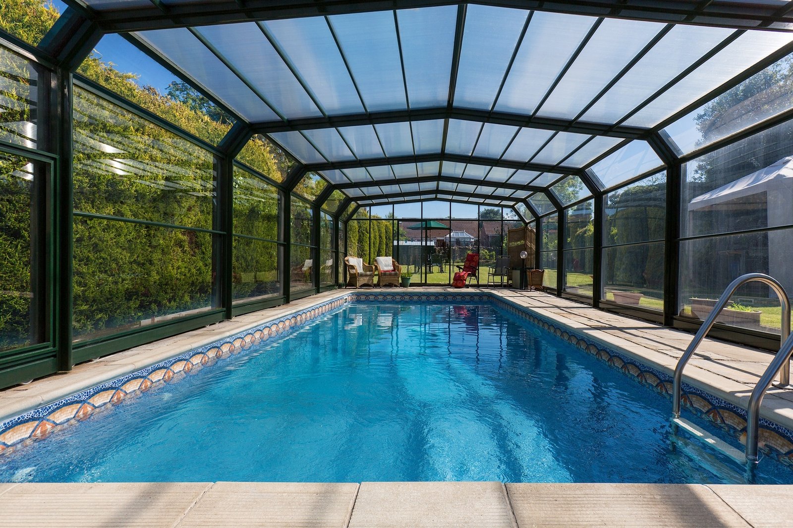 Swimming Pool Enclosure